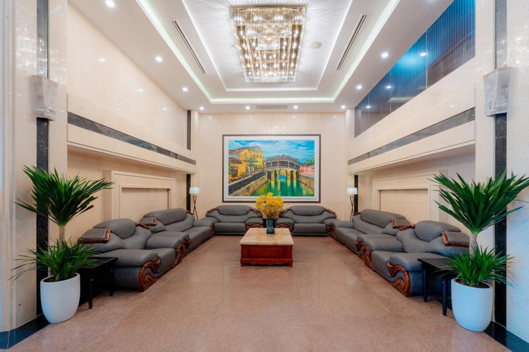Vian Hotel And Spa Danang Exterior photo