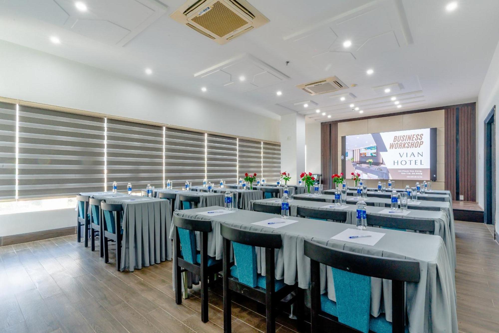 Vian Hotel And Spa Danang Exterior photo