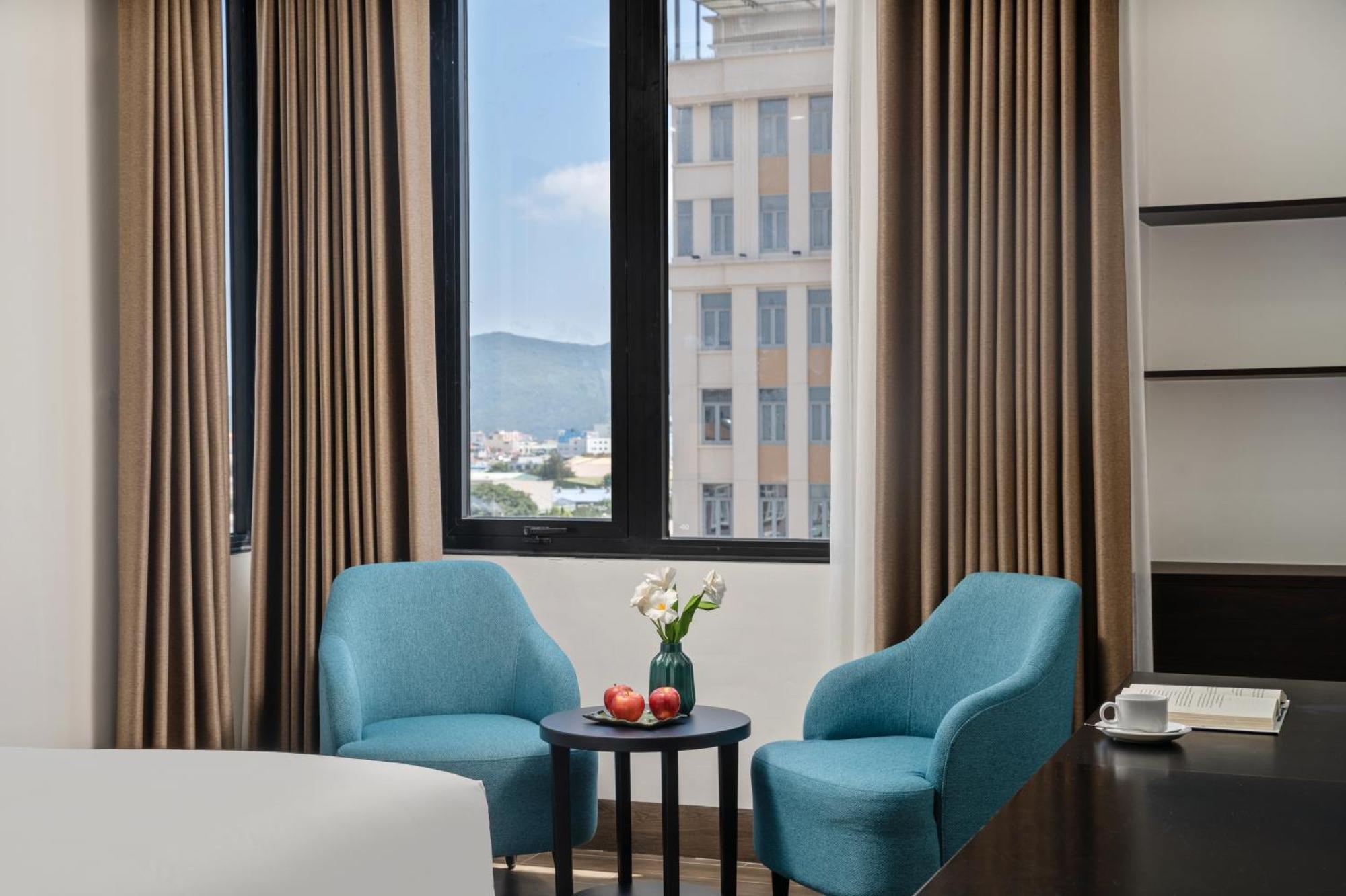 Vian Hotel And Spa Danang Exterior photo